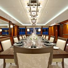 Huntress Yacht Dining Table