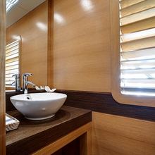 Silent World Yacht 