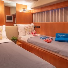 Legend Yacht 