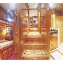 Patriot Yacht 