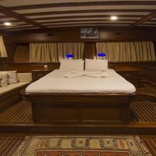 Dreamland Yacht 