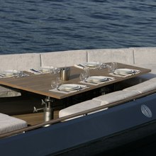 Ash Yacht 
