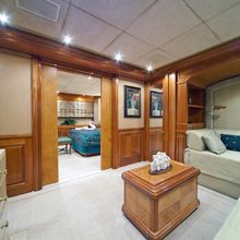 Vita Nova Yacht Blue Guest Stateroom - Seating
