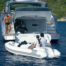 Legendary Yacht 