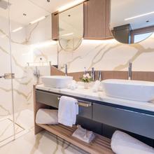 Carpe Diem Yacht 