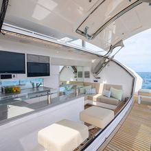 Aqua Life Yacht 