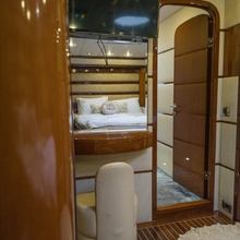 Viva Lola Yacht 