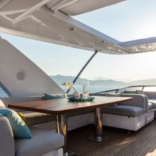 Solstice Yacht 