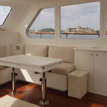 Elfim 11 Yacht 