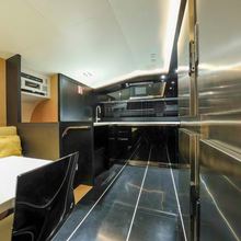 By Bubanny Yacht 