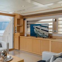 Ave of Rome Yacht 