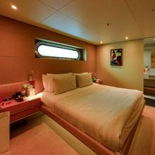 Darling Yacht 