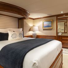 Sanibella Yacht 