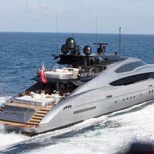 Five Yacht 