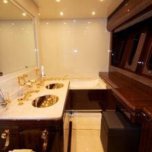 White Pearl Yacht 