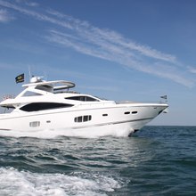 Veuve Yacht 