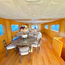 Seven Yacht 