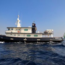 Mastiff Yacht 