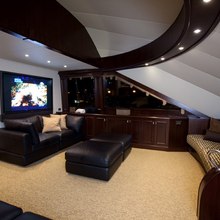 Liquidity Yacht Salon