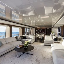 Kitsune Yacht 