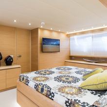 Bivac Yacht 