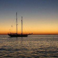 Adornate Yacht Sunset Profile