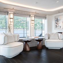 M Yacht 