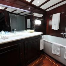 Smile Yacht 