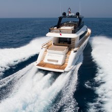 5 Aces Yacht 