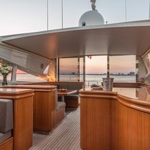Ecj Luxe Yacht 