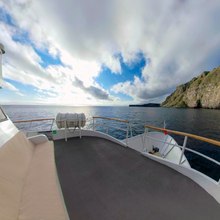 Pinguino Explorer Yacht 