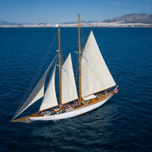 Weatherbird Yacht 