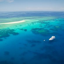 Flying Fish Yacht 