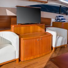Glorious Yacht 