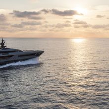 Simply Eight Yacht 