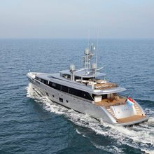 Bella Vita Yacht 