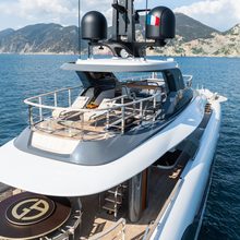 Navis Yacht 