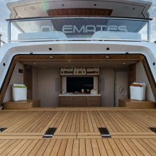 Solemates V Yacht 