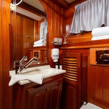 Bonaventura Yacht 