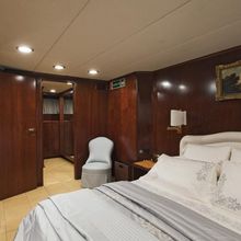 Sirahmy Yacht VIP Stateroom