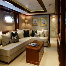 Blue Moon Yacht 