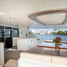 Iridescence Yacht 