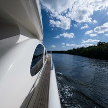 Intervention Yacht 