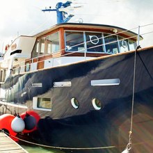 Falcao Uno Yacht 
