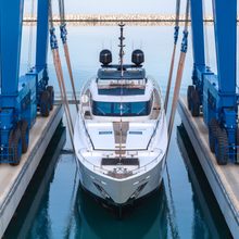 Custom Line 120/12 Yacht 