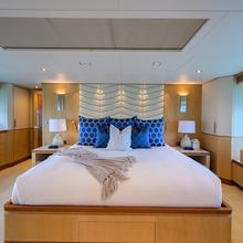 Aqua Life Yacht 