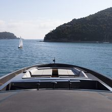 Simply Eight Yacht 