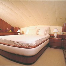 Absolute King Yacht 