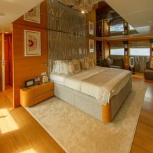Darling Yacht 