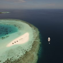 Honors Legacy Yacht 